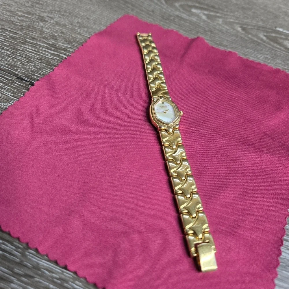 Citizen Women's Quartz Watch Gold Tone Bracelet MOP Dial 3220-326130 Parts